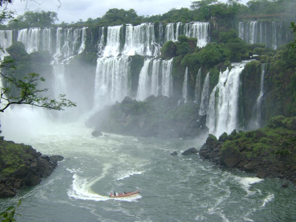 Petit Hotel Caraguata Porto Iguaçu Exterior foto